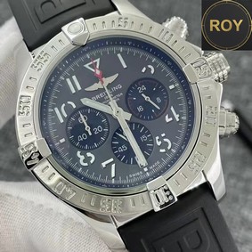 Breitling AVENGER Black strap Chronograph Quartz- 45mm