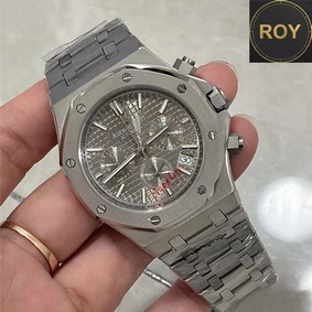 AP Audemars Piguet Silver Stainless Steel Chronograph- 42mm