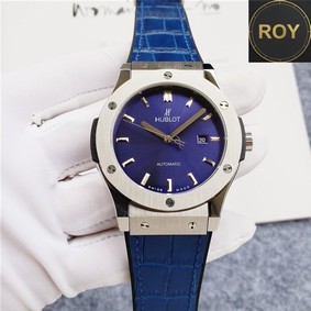 Hublot Classic Fusion Blue Dial Automatic – 42mm
