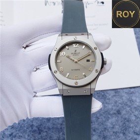 Hublot Classic Fusion Grey Dial Automatic- 42mm